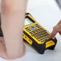 Портативный принтер этикеток и наклеек Brady BMP61